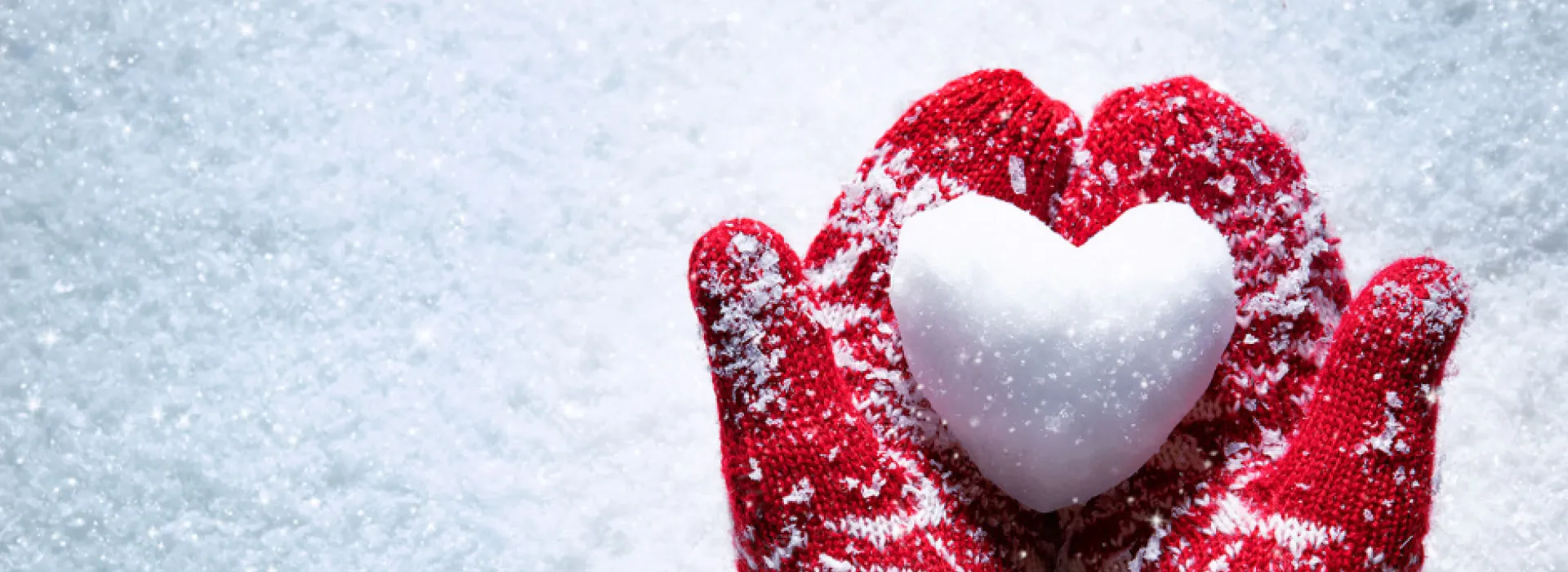 mittens with snow heart